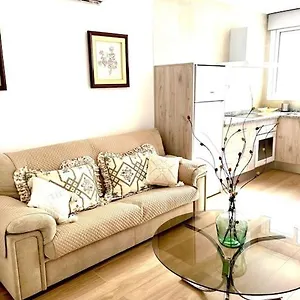 Nuevo Y Centrico Apartamento